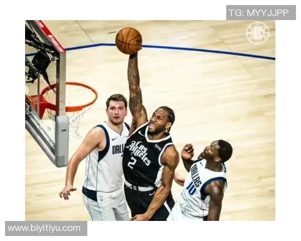 独行侠全队七人得分上双展现强大实力喜迎三连胜